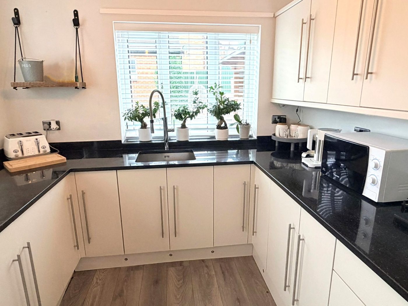 A real Elora Cleaning Co. kitchen clean